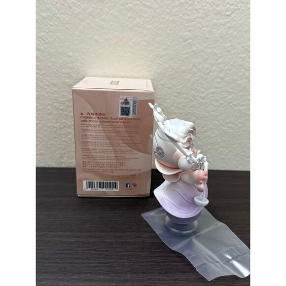 POP MART Skullpanda The Paradox Series Figure - The Asymmetrical Balance - Picture 4 of 4